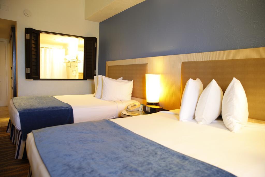 Windward Passage Hotel Charlotte Amalie Extérieur photo